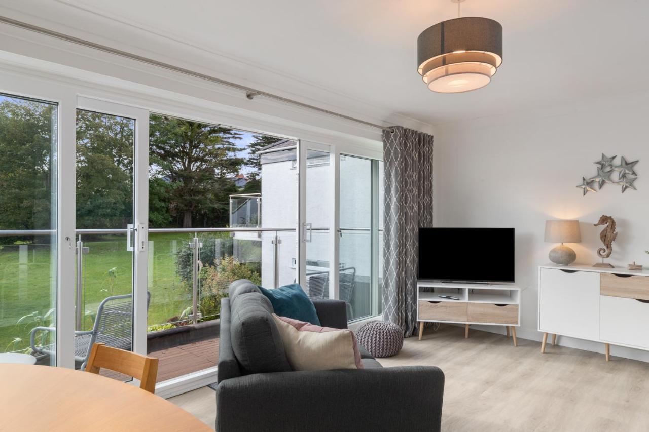 25 Coedrath Park - Sea Views From Balcony, Short Walk To Beach, Parking Saundersfoot Zewnętrze zdjęcie