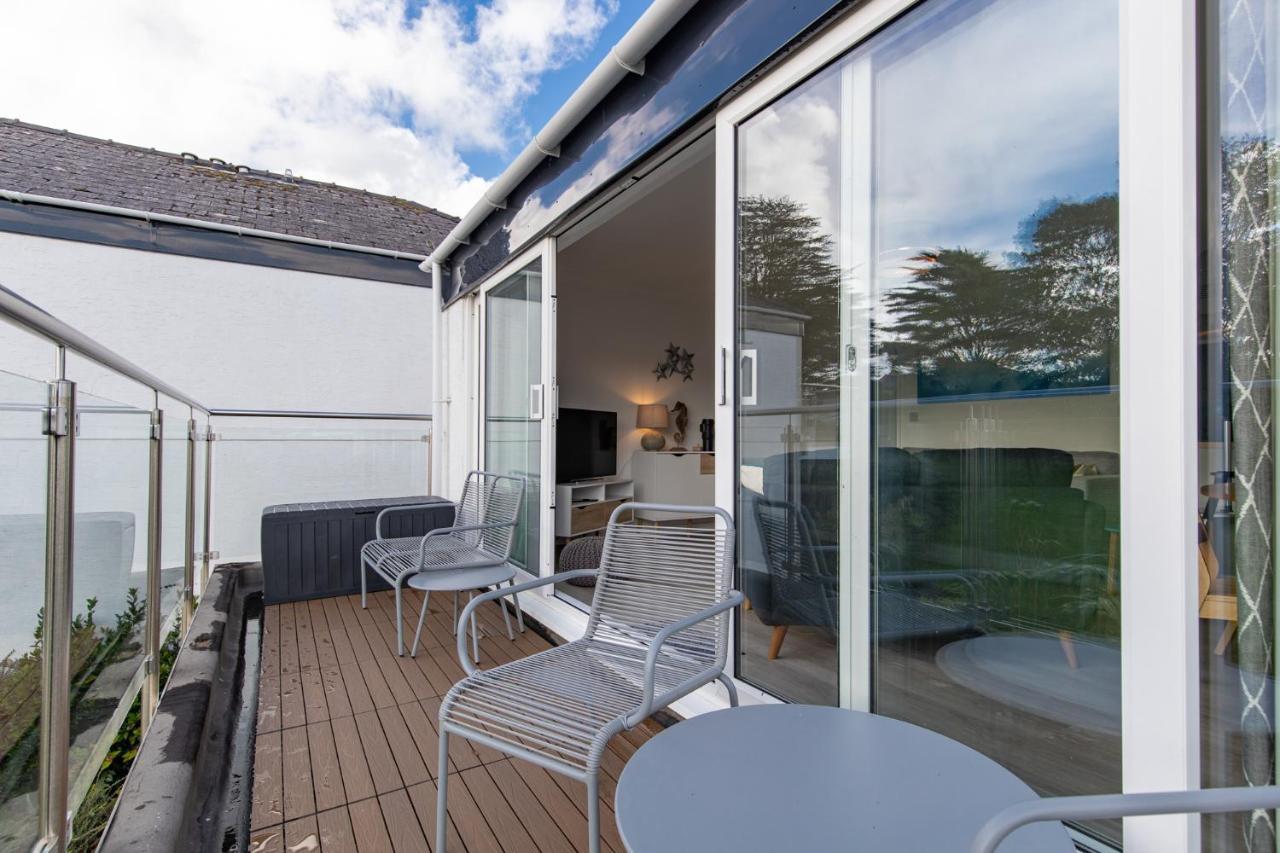 25 Coedrath Park - Sea Views From Balcony, Short Walk To Beach, Parking Saundersfoot Zewnętrze zdjęcie