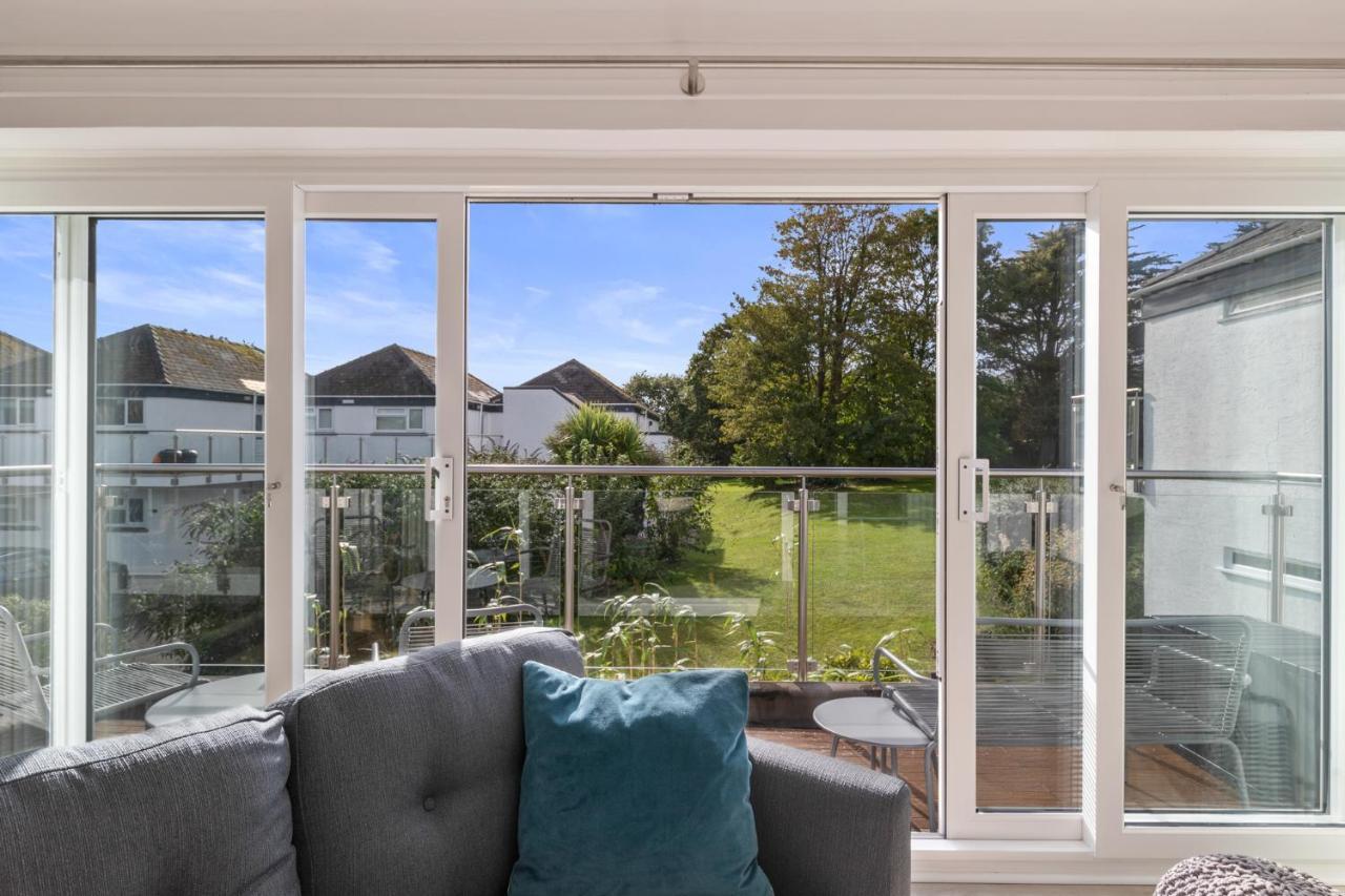 25 Coedrath Park - Sea Views From Balcony, Short Walk To Beach, Parking Saundersfoot Zewnętrze zdjęcie